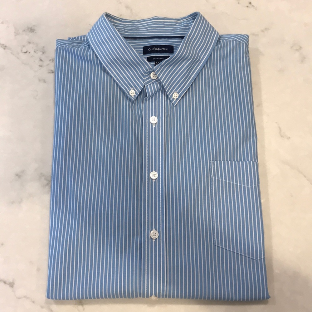 Men’s short sleeve button down